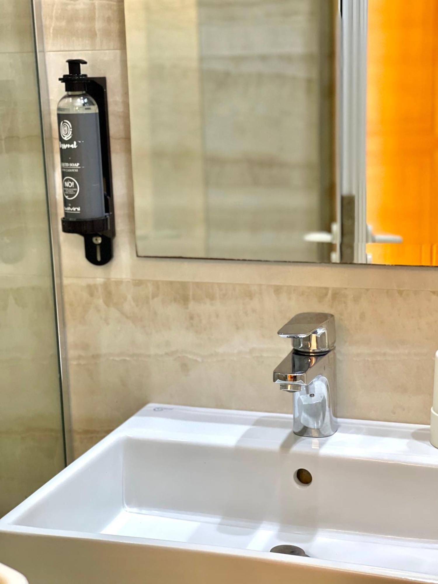 Hotel Aulona Saranda Zewnętrze zdjęcie